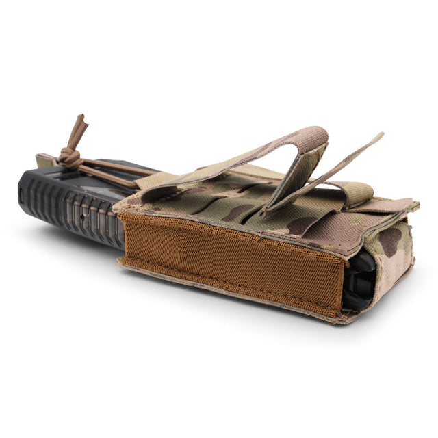 1 long magazine pouch BRAVO in multicam